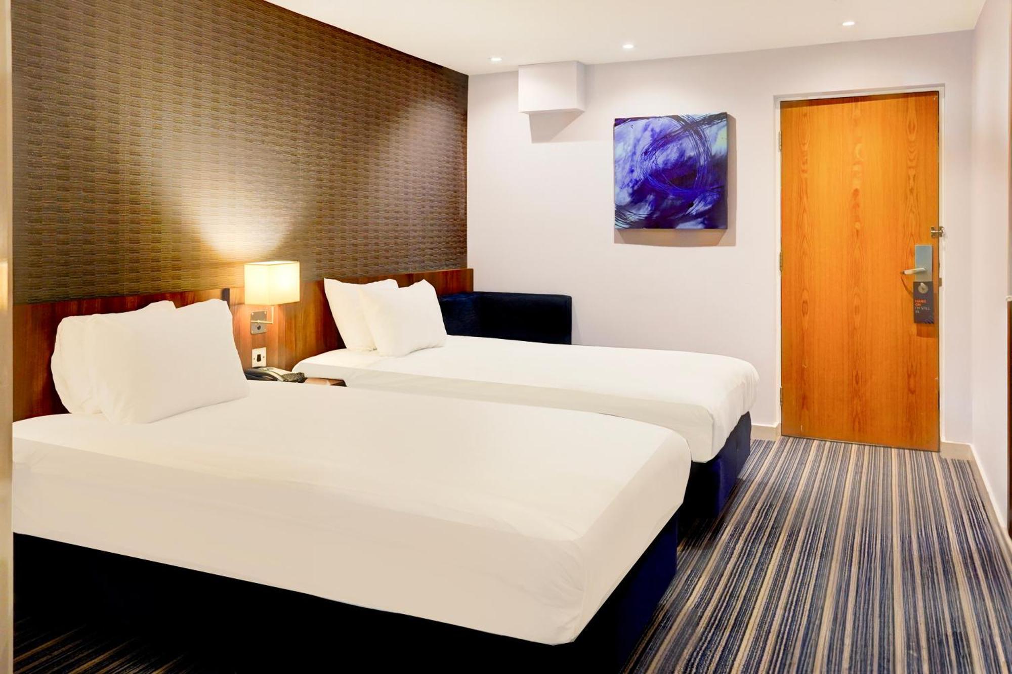 Belvilla Crewe City Centre Hotel Lifestyle エクステリア 写真