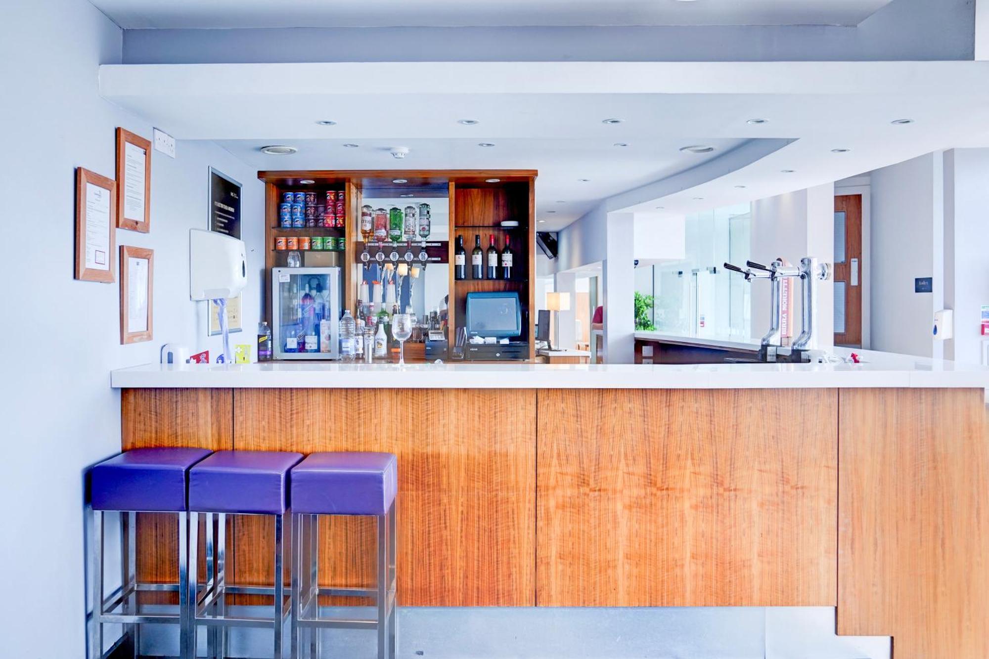 Belvilla Crewe City Centre Hotel Lifestyle エクステリア 写真