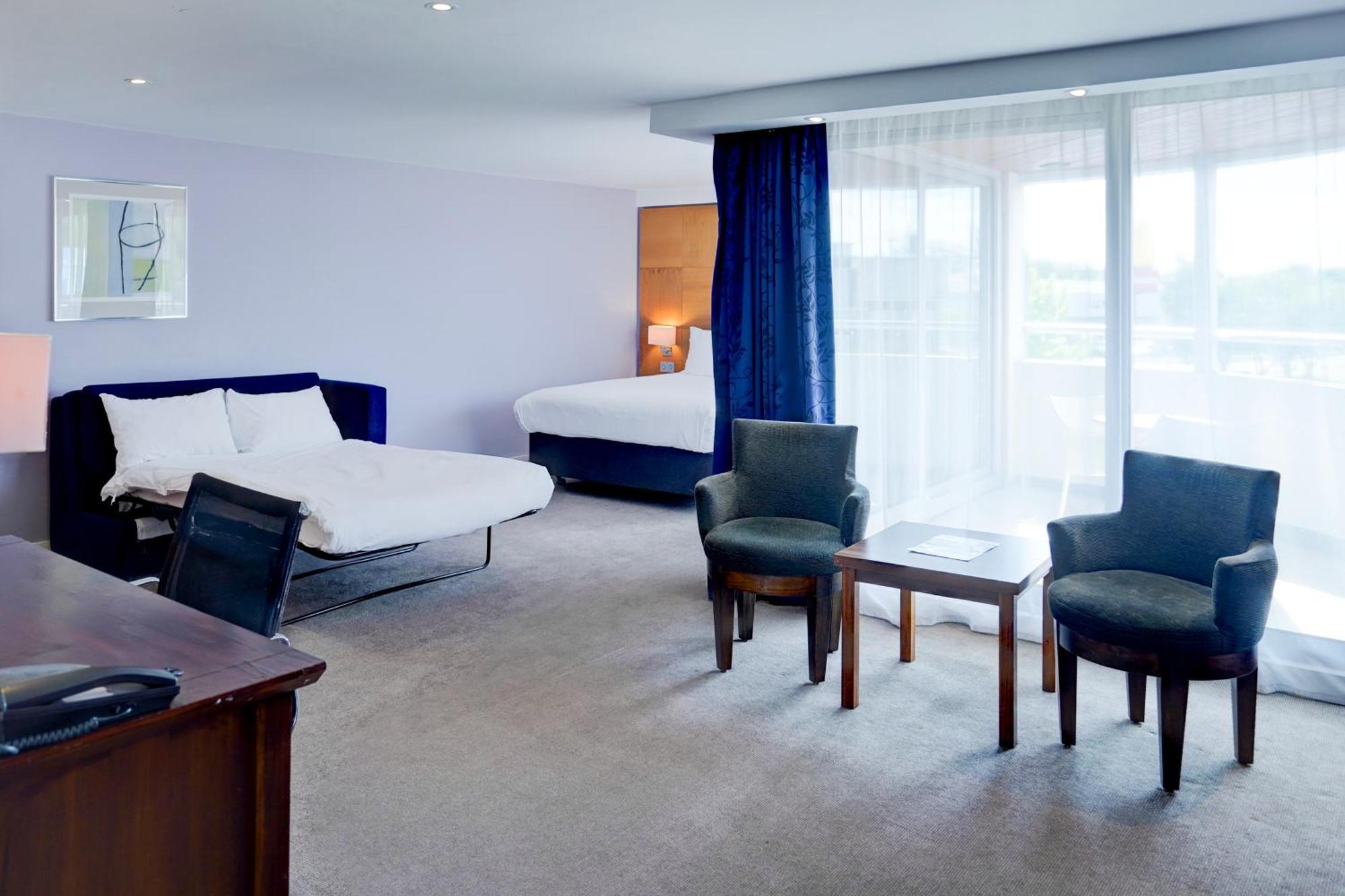 Belvilla Crewe City Centre Hotel Lifestyle エクステリア 写真