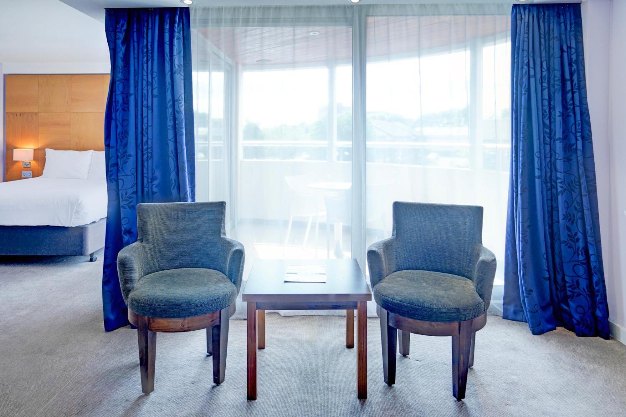 Belvilla Crewe City Centre Hotel Lifestyle エクステリア 写真
