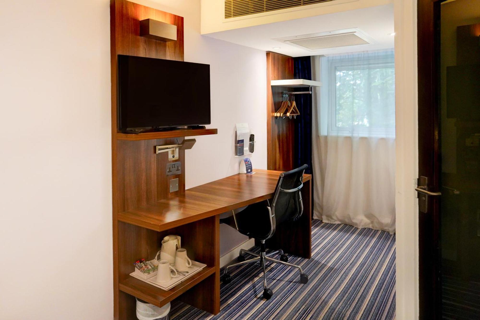 Belvilla Crewe City Centre Hotel Lifestyle エクステリア 写真